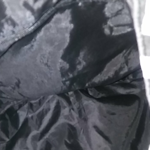 Hello Kitty Loungefly Tote Bag - Picture 3 of 4